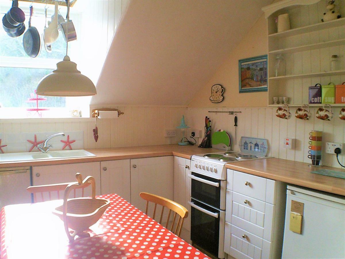 Happy Seaside Days In Combe Martin, Devon Appartement Buitenkant foto